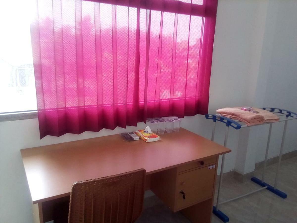 Almira Homestay 잠비 외부 사진
