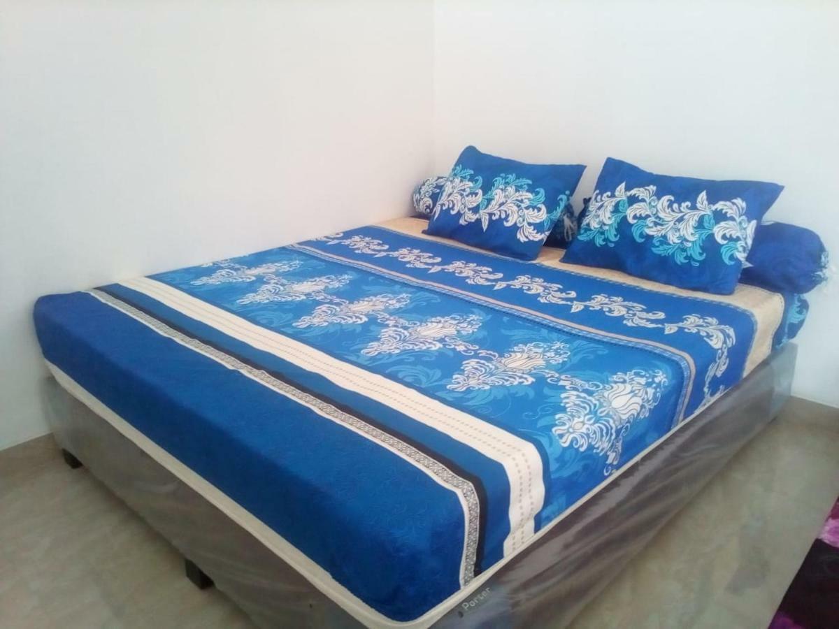 Almira Homestay 잠비 외부 사진