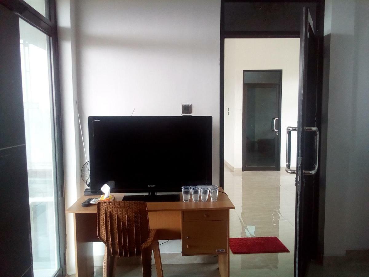 Almira Homestay 잠비 외부 사진