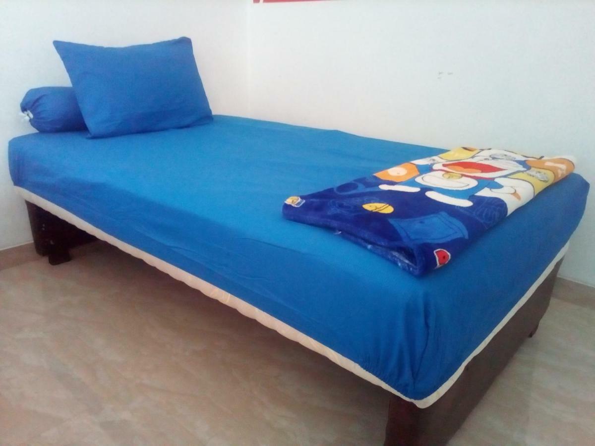 Almira Homestay 잠비 외부 사진