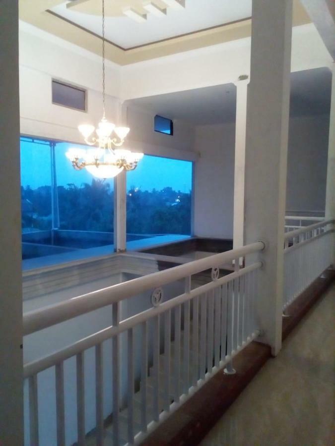Almira Homestay 잠비 외부 사진